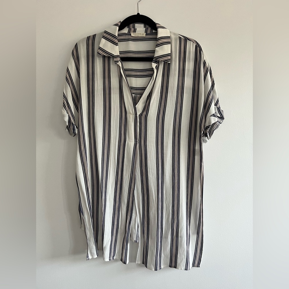 Miss Love tie front top